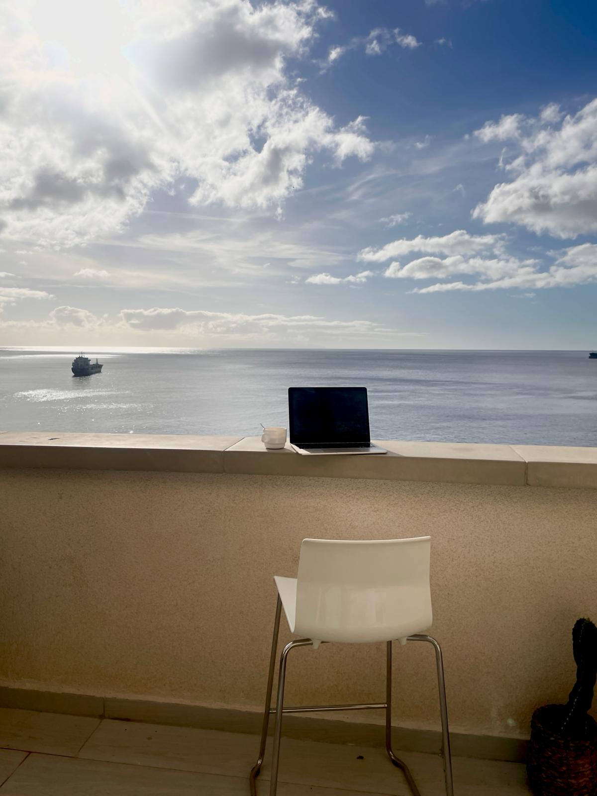 Teletrabajar con vistas al atlantico desde tenerife